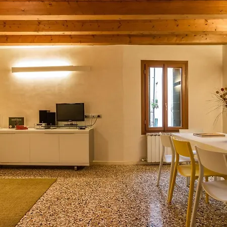 דירה Rialto Mercato A Family In Like At ונציה